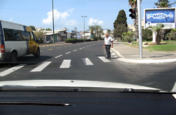 The following picture shows a pavement. Which of the following sentences is correct? Picture for question 18