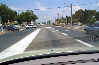 What is the main problem a driver faces when he approaches an intersection? Picture for question 769